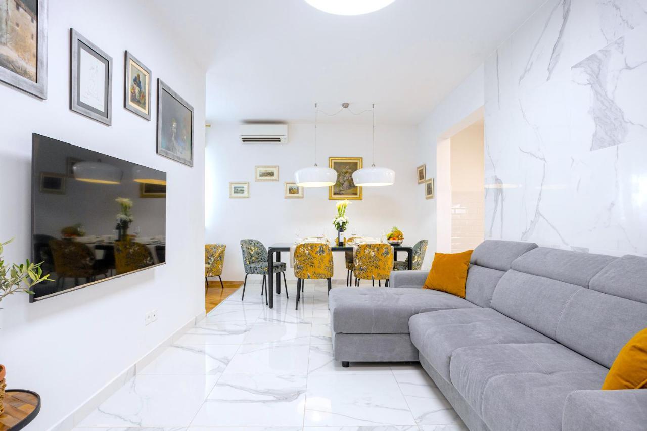 سبليت Lux Holiday Apartment Tony @ 10 Min Znjan Beach المظهر الخارجي الصورة